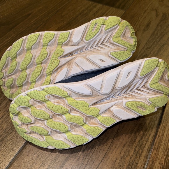 Hoka One One Clifton 8 Running Shoes - Picture 9 of 9